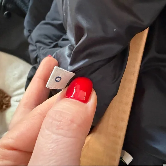 Moncler Women's Black Down Coat size 0 - Picture 9 of 10